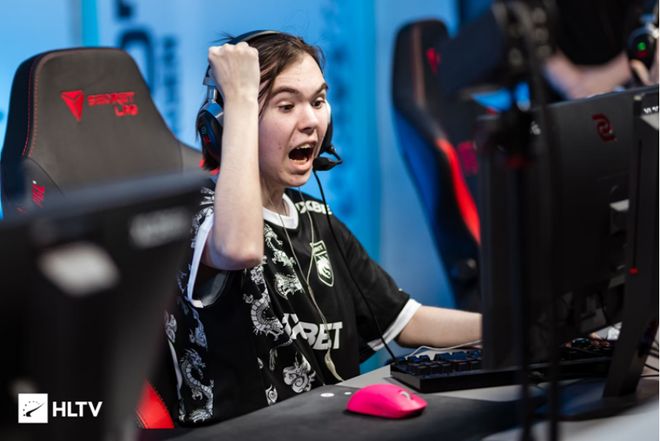 斯的未来走 斯的未来走