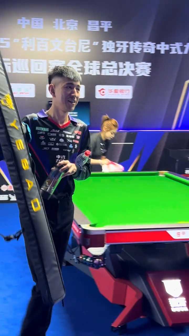 意甲赛场上 意甲赛场上